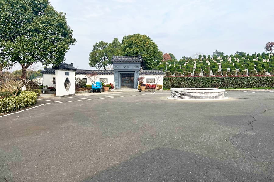龙墅福园公墓墓区环境图