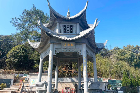 杭州市西湖区钱江陵园园区休息亭