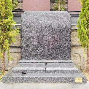 杭州市余杭区凤凰山公墓传统立碑墓型1号