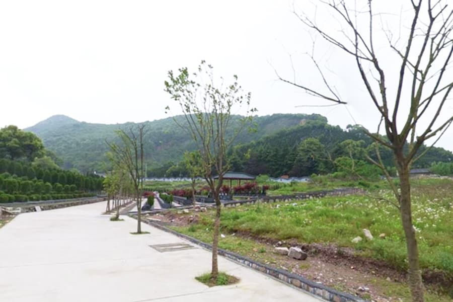 杭州市临平区印花坞公墓园区环境图
