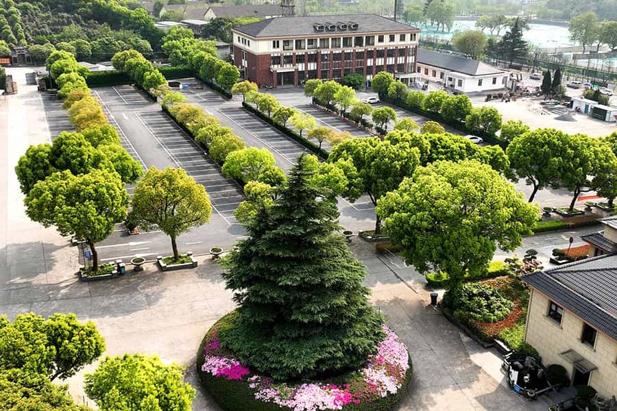 杭州市拱墅区半山公墓园区环境图