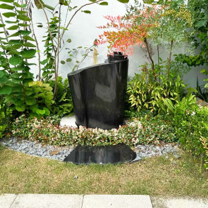 安吉龙山源传统立碑