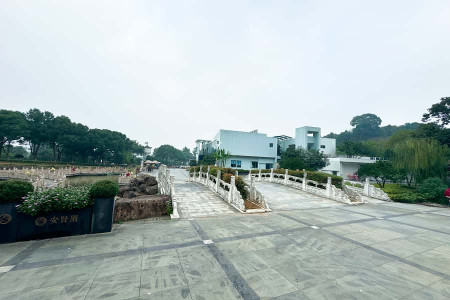 杭州市临平区安贤陵园园区环境图